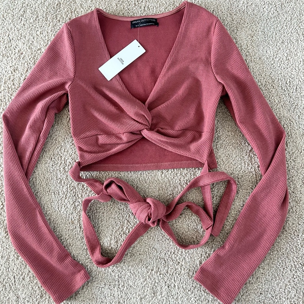 Urban Outfitters Long Sleeves Crop Top Wrap Size Small NEW
